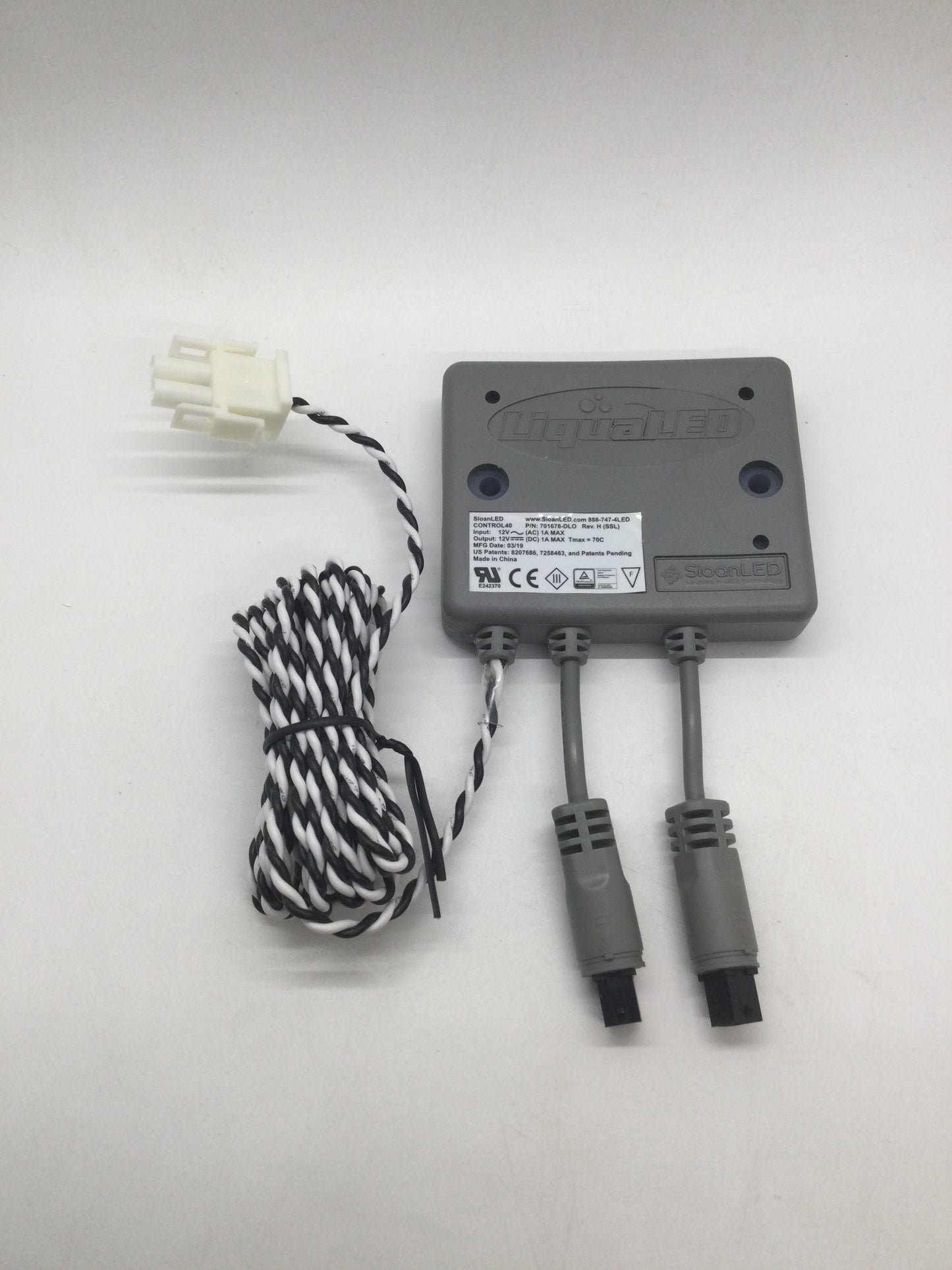 LIGHT, CONTROLLER, DAISY CHAIN