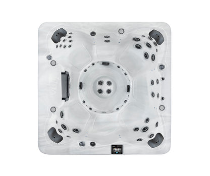 Monarque Hot Tub - VitaSpa - Maax Spas