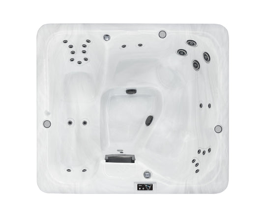 Voeux Hot Tub - VitaSpa - Maax Spas